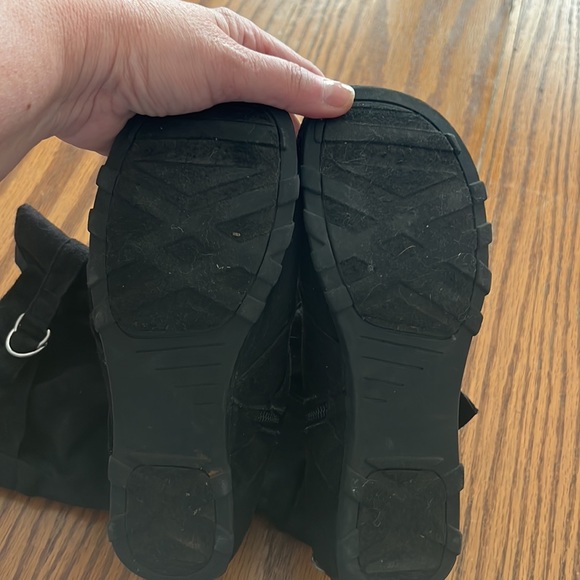 Girls black suede size 3 boots - Picture 4 of 6